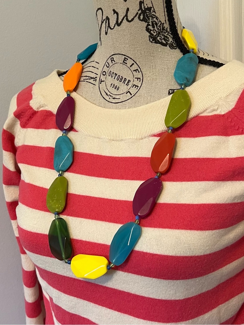 Multicolor Resin Statement Necklace - Bold Color Block Design